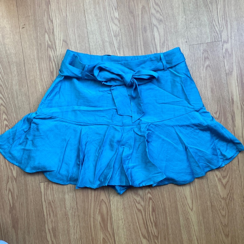 Lulus mini skirt